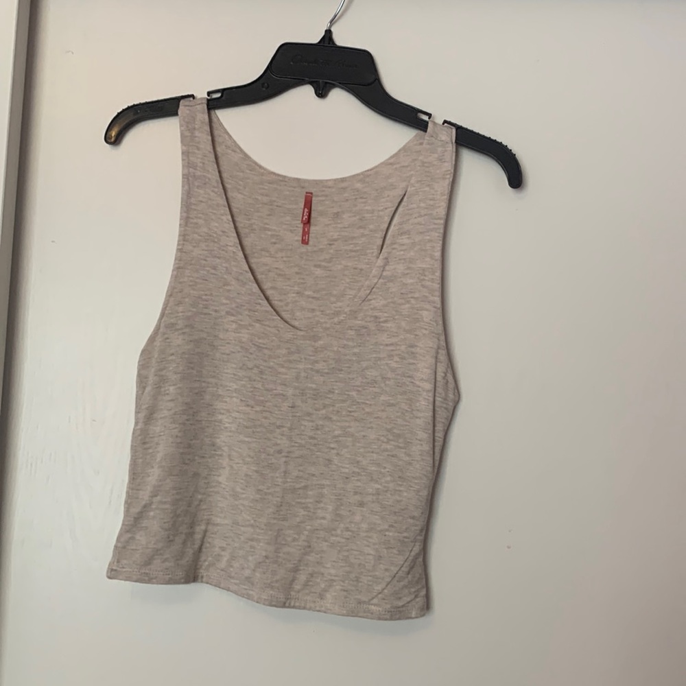 Crop tank top